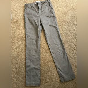 Boy's Old Navy gray pants. Size 14 Gently used EUC
